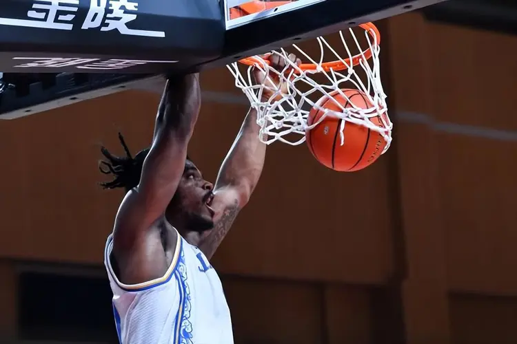 CBA常规赛倒计时，萨克拉门托国王国际比赛日单刀错失，细节引发关注，气氛紧张，心理建设被强调的简单介绍-LOL竞猜赛事