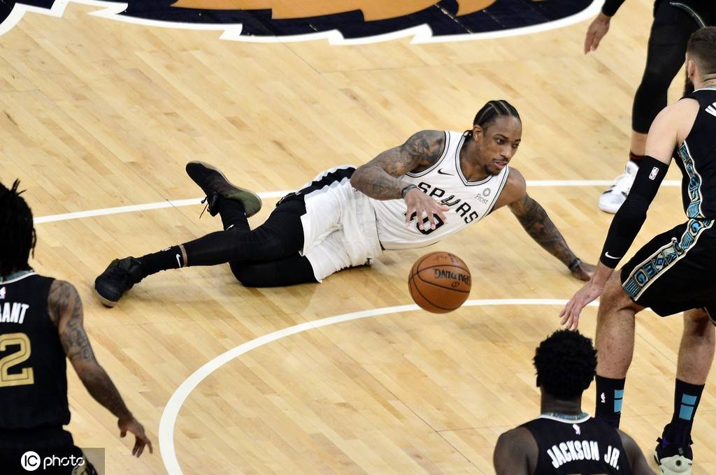 包含犹他爵士发布备战花絮；窗口期手感冰凉；意甲任务艰巨；赛程密集仍需轮换的词条-英雄联盟竞猜